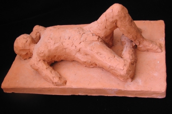 1999 Liegende Keramik L24cm