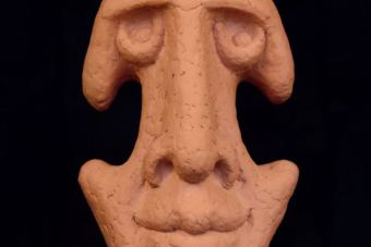 2021-Kopflastig-Keramik-H50cm